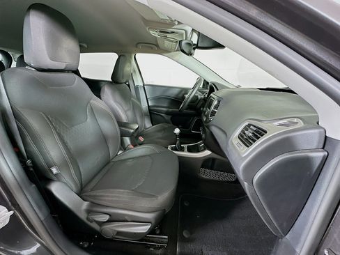 Used 2017 Jeep Compass Sport image 28