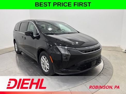 New 2027 Chrysler Pacifica Select w/ Family Tech Group FWD image 1