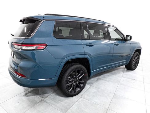 New 2026 Jeep Grand Cherokee L Limited AWD/4WD image 7