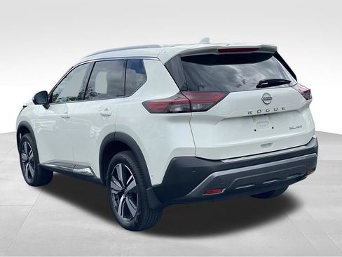 Certified 2023 Nissan Rogue SL w/ SL Premium Package AWD/4WD image 5