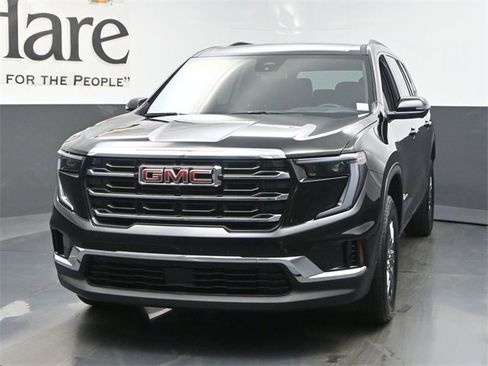 Used 2025 GMC Acadia Elevation image 7