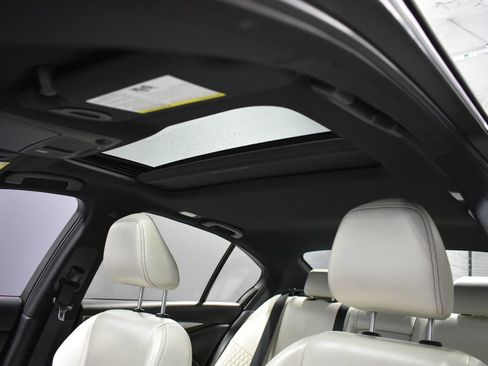 Used 2023 INFINITI Q50 Red Sport 400 w/ Black Opal Edition image 18