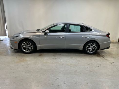 Used 2023 Hyundai Sonata SEL FWD image 8