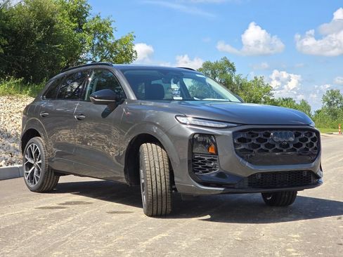 New 2026 Audi Q3 quattro 2.0T AWD/4WD image 8