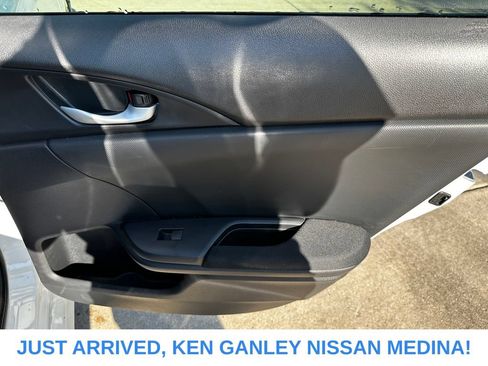 Used 2017 Honda Civic EX-T image 21