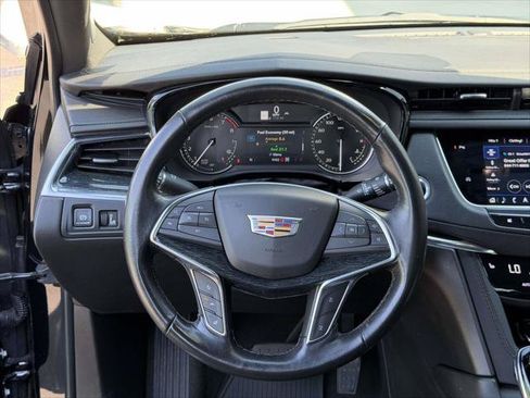 Used 2023 Cadillac XT5 Premium Luxury AWD/4WD image 17