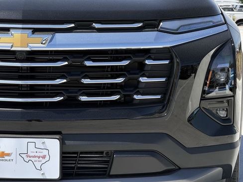 New 2026 Chevrolet Equinox LT w/ Safety and Technology Package FWD image 8