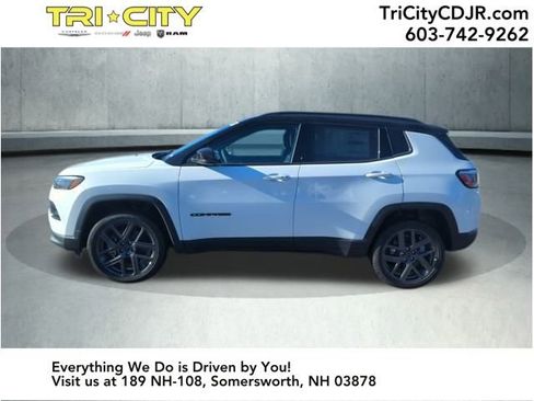 New 2026 Jeep Compass Limited image 2
