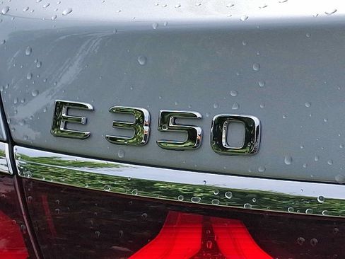 Used 2024 Mercedes-Benz E 350 4MATIC Sedan image 28