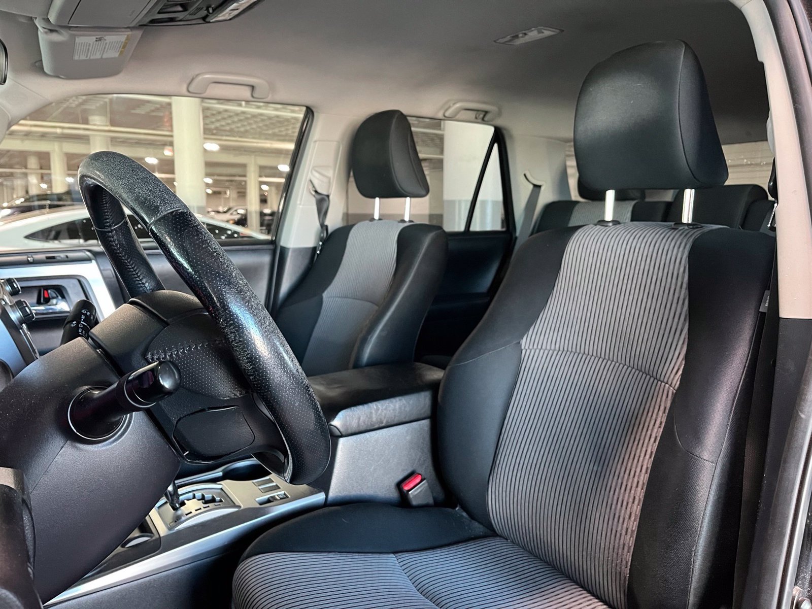 Used 2014 Toyota 4Runner SR5 AWD/4WD image 13