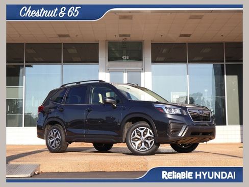 Used 2019 Subaru Forester Premium w/ All-Weather Package AWD/4WD image 1