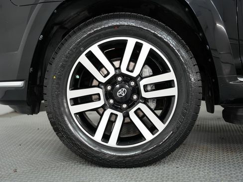 Used 2019 Toyota 4Runner Limited image 64