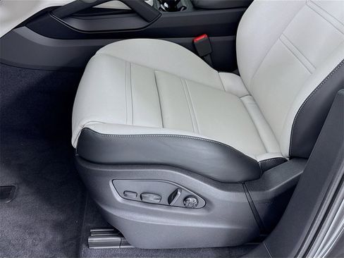 New 2026 Porsche Cayenne Coupe image 13