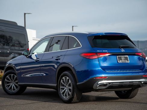 New 2026 Mercedes-Benz GLC 300 4MATIC image 7