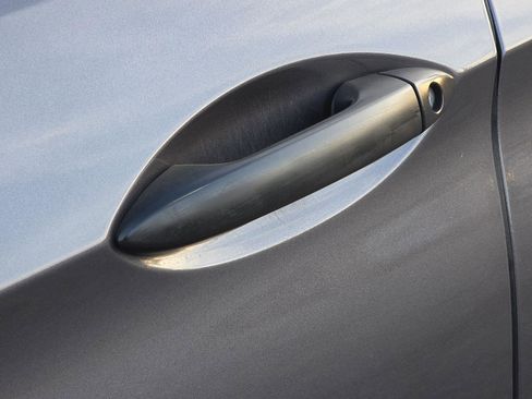 Used 2019 Honda Pilot LX image 38