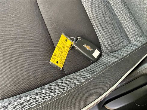 Used 2025 Chevrolet TrailBlazer LT image 13