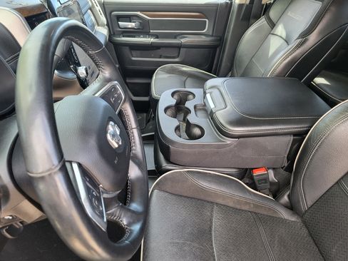 Used 2024 RAM 2500 Laramie image 12