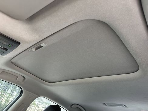 Used 2024 Nissan Sentra SR w/ SR Premium Package image 14