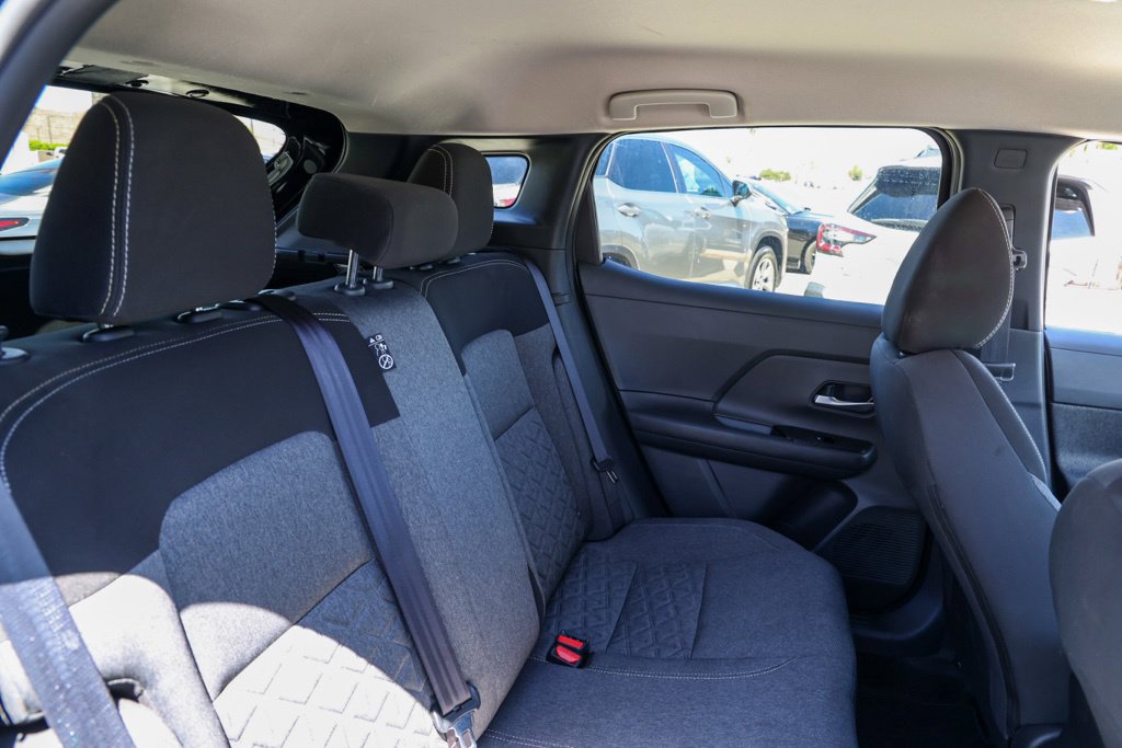 Used 2025 Nissan Kicks SV FWD image 20