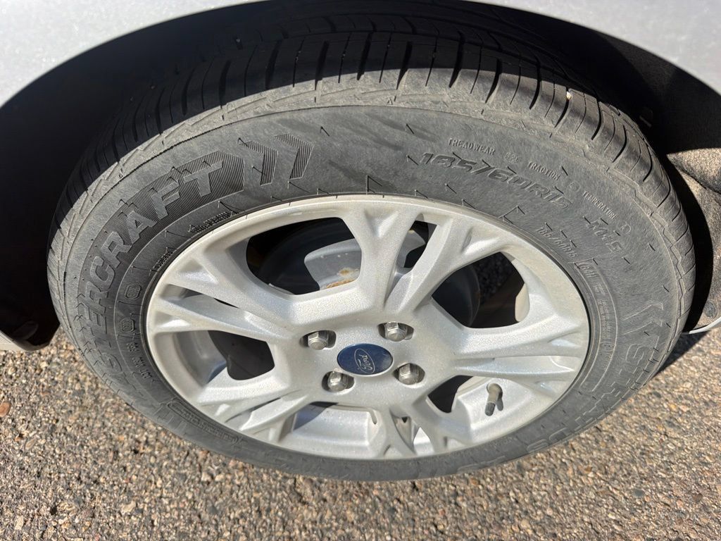 Used 2014 Ford Fiesta SE FWD image 24