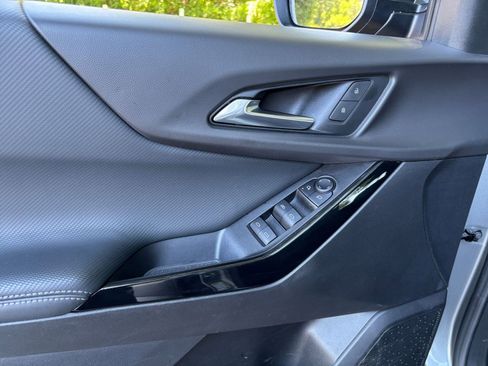 Used 2025 Chevrolet Equinox LT FWD image 18