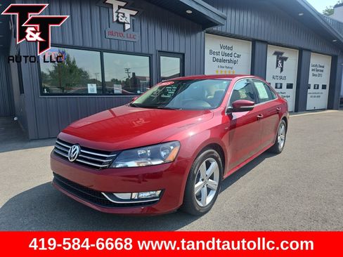 Used 2015 Volkswagen Passat 1.8T Limited Edition FWD image 1