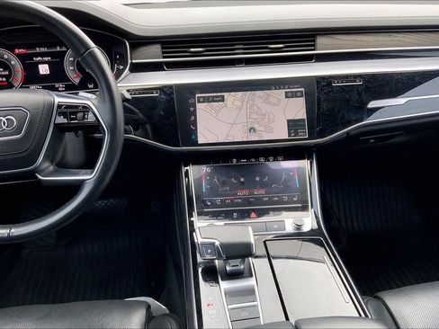 Used 2021 Audi A8 L 4.0T w/ Executive Plus Package image 9