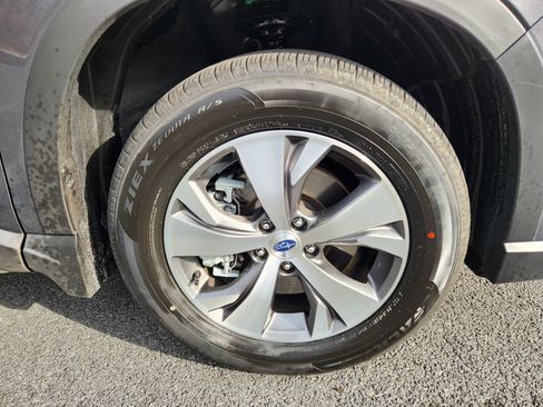 Certified 2025 Subaru Ascent Premium image 7