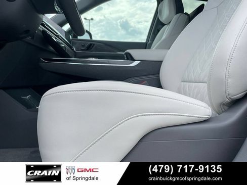 Used 2026 Cadillac Escalade IQ Sport 1 AWD/4WD image 11