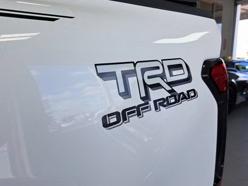 Used 2024 Toyota Tacoma TRD Off-Road AWD/4WD image 27