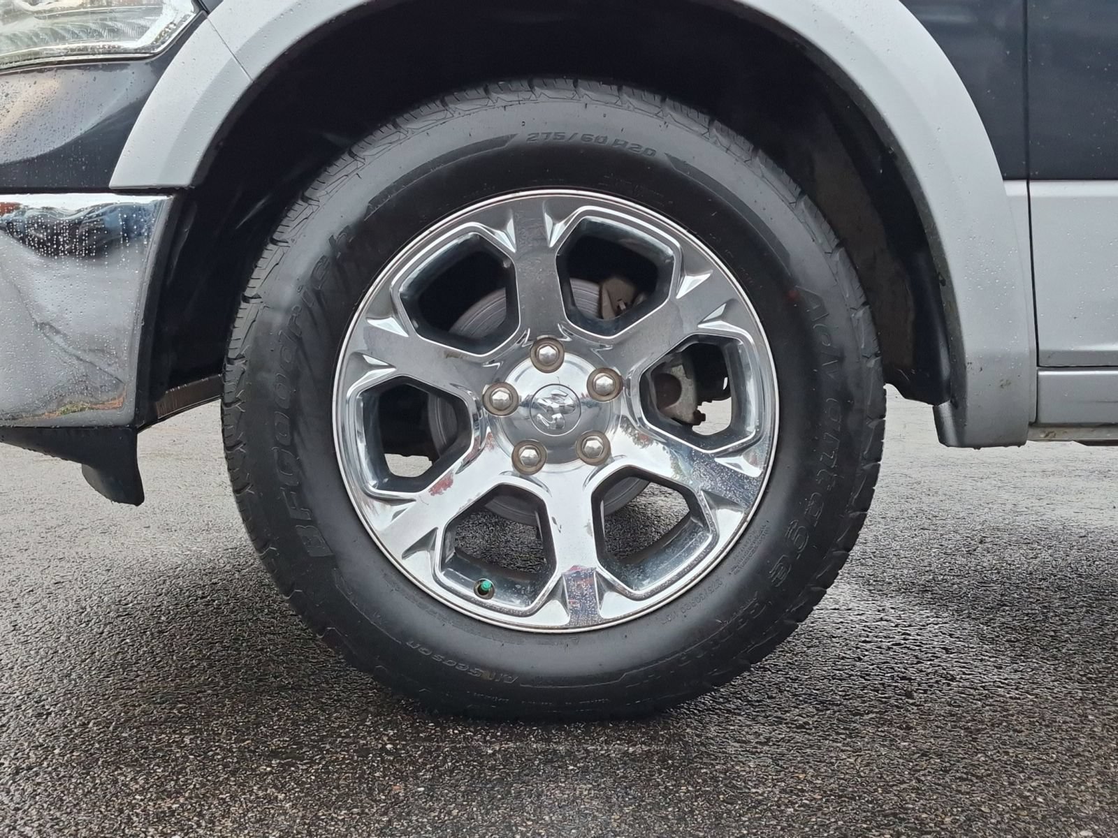 Used 2017 RAM 1500 Laramie w/ Convenience Group AWD/4WD image 11