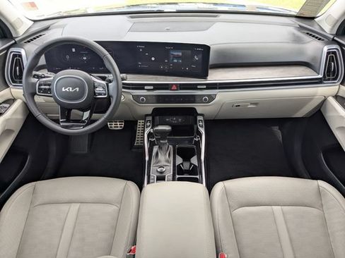 Certified 2024 Kia Sorento SX AWD/4WD image 21