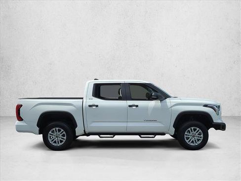 Used 2024 Toyota Tundra SR5 w/ SR5 Convenience Package AWD/4WD image 4