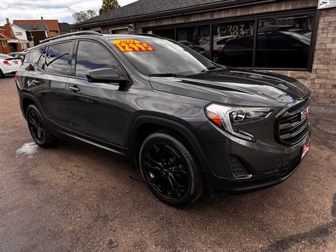 Used 2021 GMC Terrain SLE w/ Driver Convenience Package FWD image 1