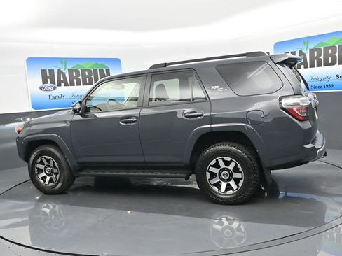 Used 2024 Toyota 4Runner TRD Off-Road Premium image 3