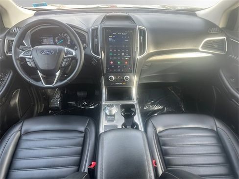 Used 2022 Ford Edge SEL w/ Convenience Package image 10