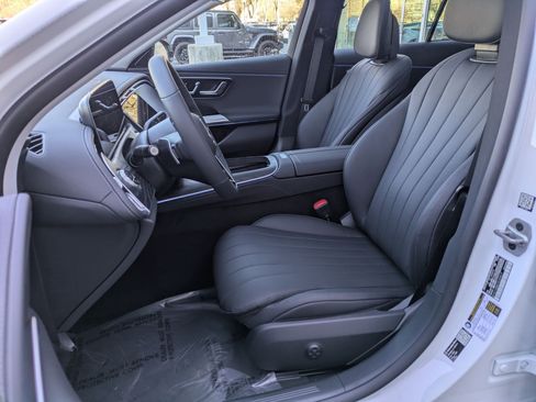 New 2026 Mercedes-Benz E 450 4MATIC Sedan image 15