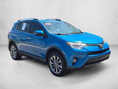Used 2017 Toyota RAV4 Limited FWD image 3