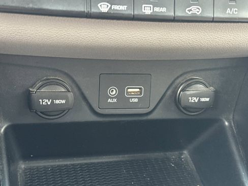 Used 2017 Hyundai Tucson SE image 31