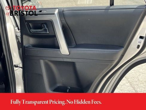 Used 2021 Toyota 4Runner Limited AWD/4WD image 20