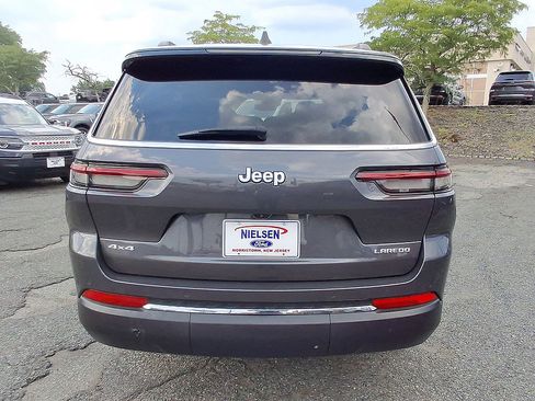 Used 2024 Jeep Grand Cherokee L Laredo AWD/4WD image 29