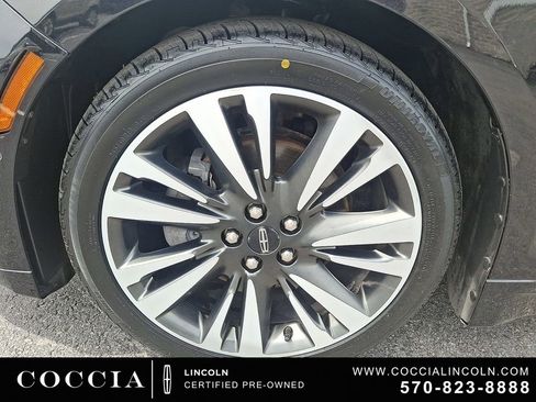 Certified 2020 Lincoln MKZ Reserve w/ Elements Package AWD/4WD image 8