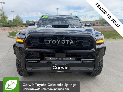 Used 2025 Toyota 4Runner TRD Pro AWD/4WD image 2