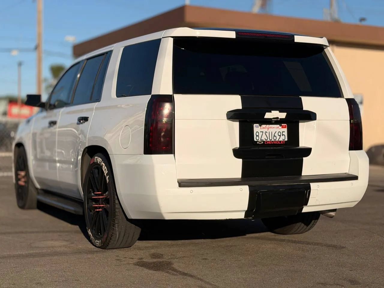 Used 2018 Chevrolet Tahoe 4WD image 13