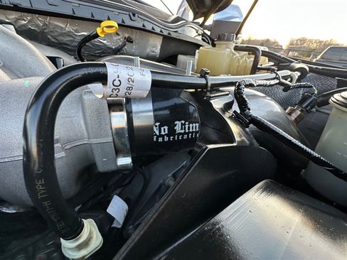 Used 2021 Ford F350 Platinum w/ FX4 Off-Road Package image 37