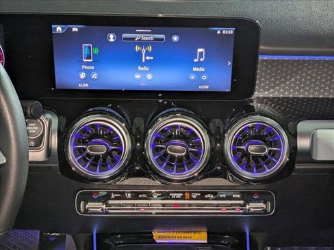 Certified 2025 Mercedes-Benz GLB 250 image 17