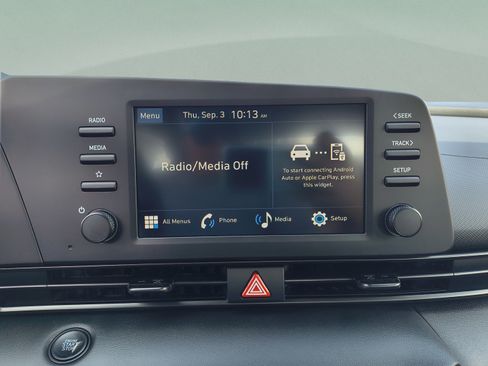 New 2026 Hyundai Elantra SEL Sport FWD image 24