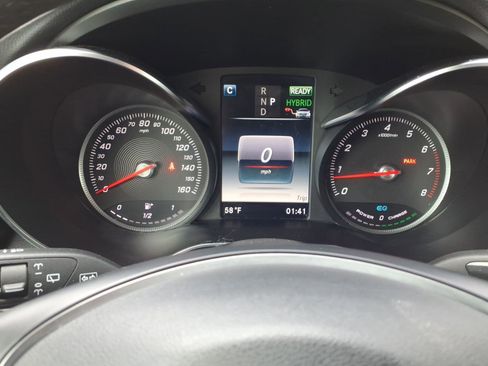 Used 2019 Mercedes-Benz GLC 350e 4MATIC image 12