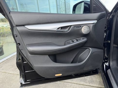 Used 2019 INFINITI QX50 Essential w/ Proactive Package image 11