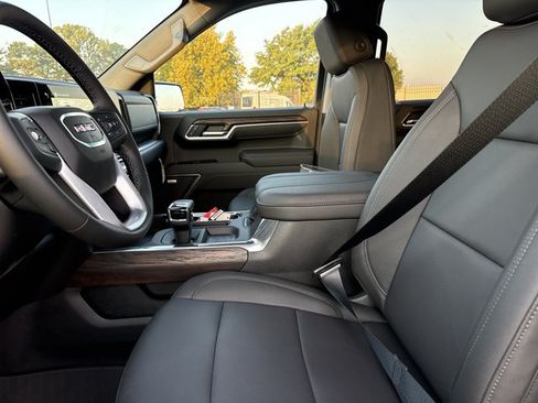 New 2026 GMC Sierra 1500 SLT AWD/4WD image 5